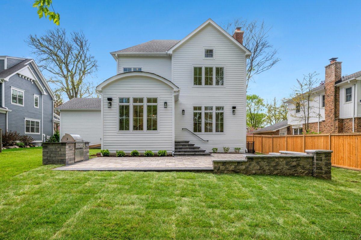 2438 Pomona Lane