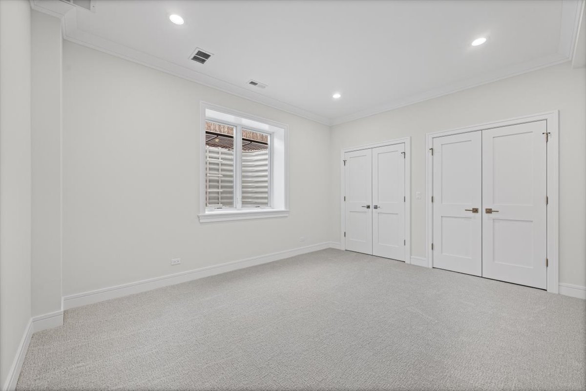 2438 Pomona Lane