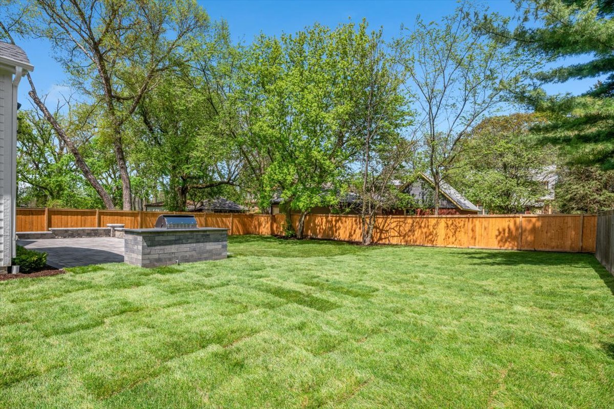 2438 Pomona Lane