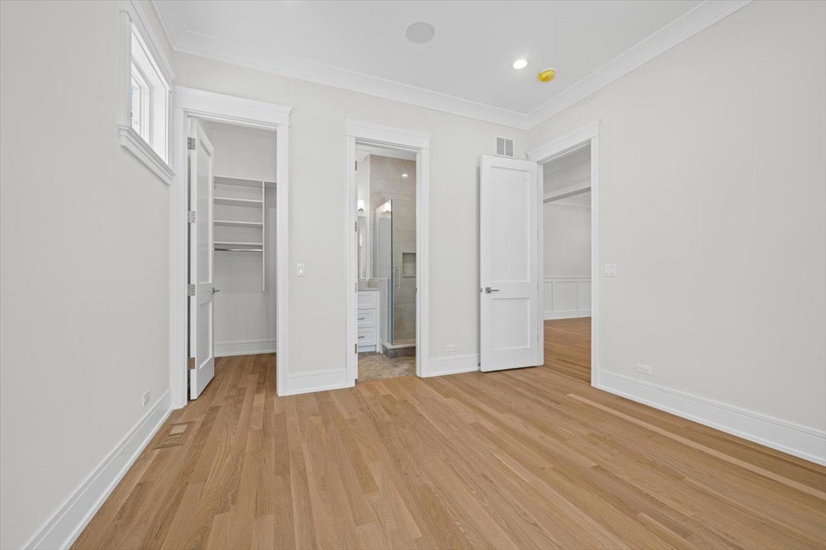 2438 Pomona Lane