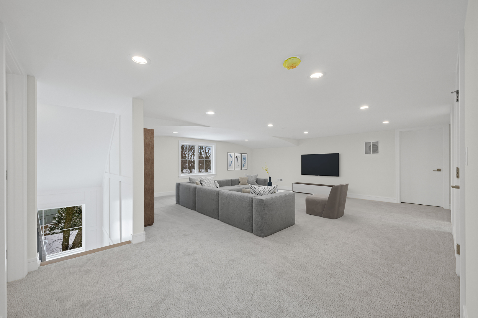 2438 Pomona Lane