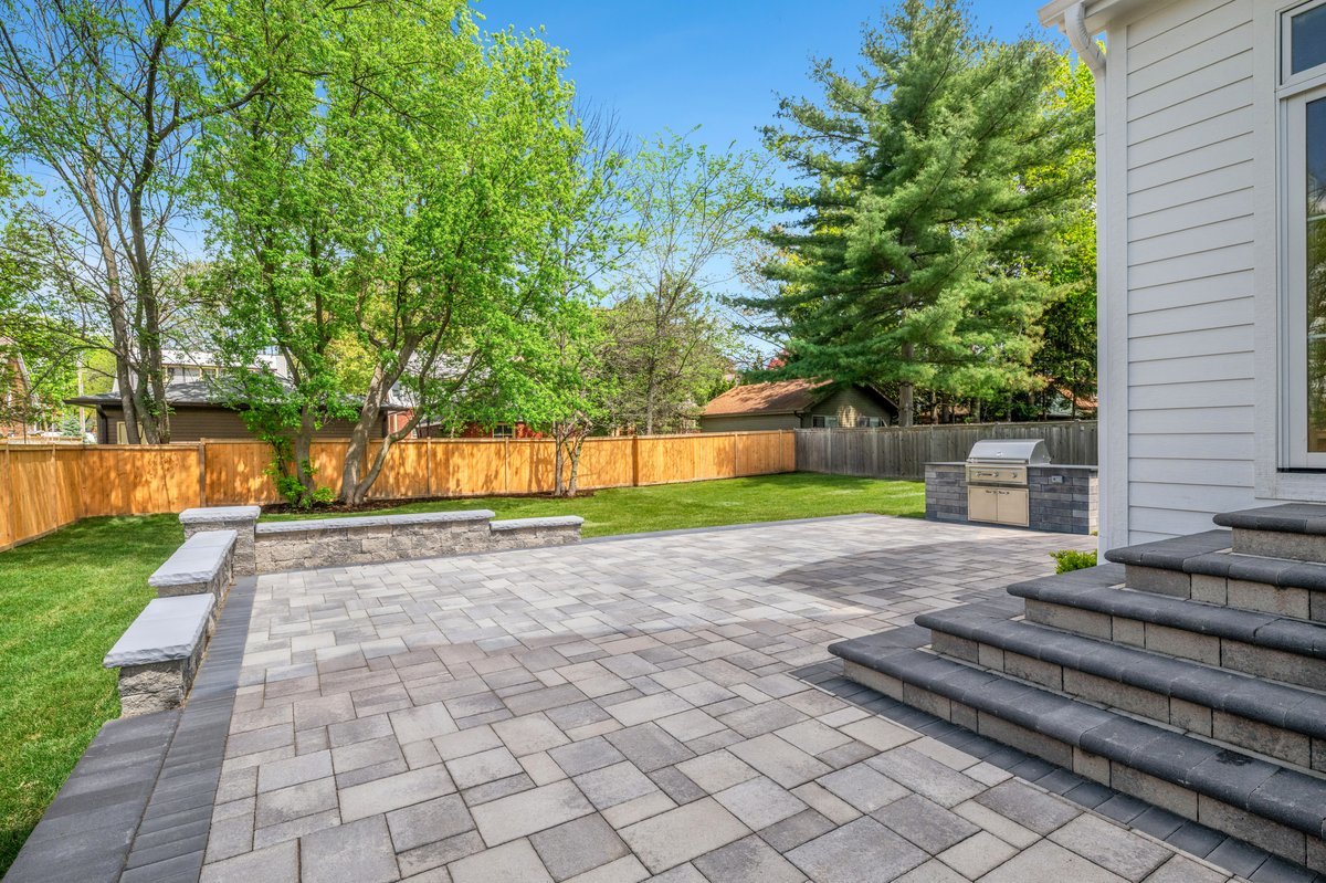 2438 Pomona Lane