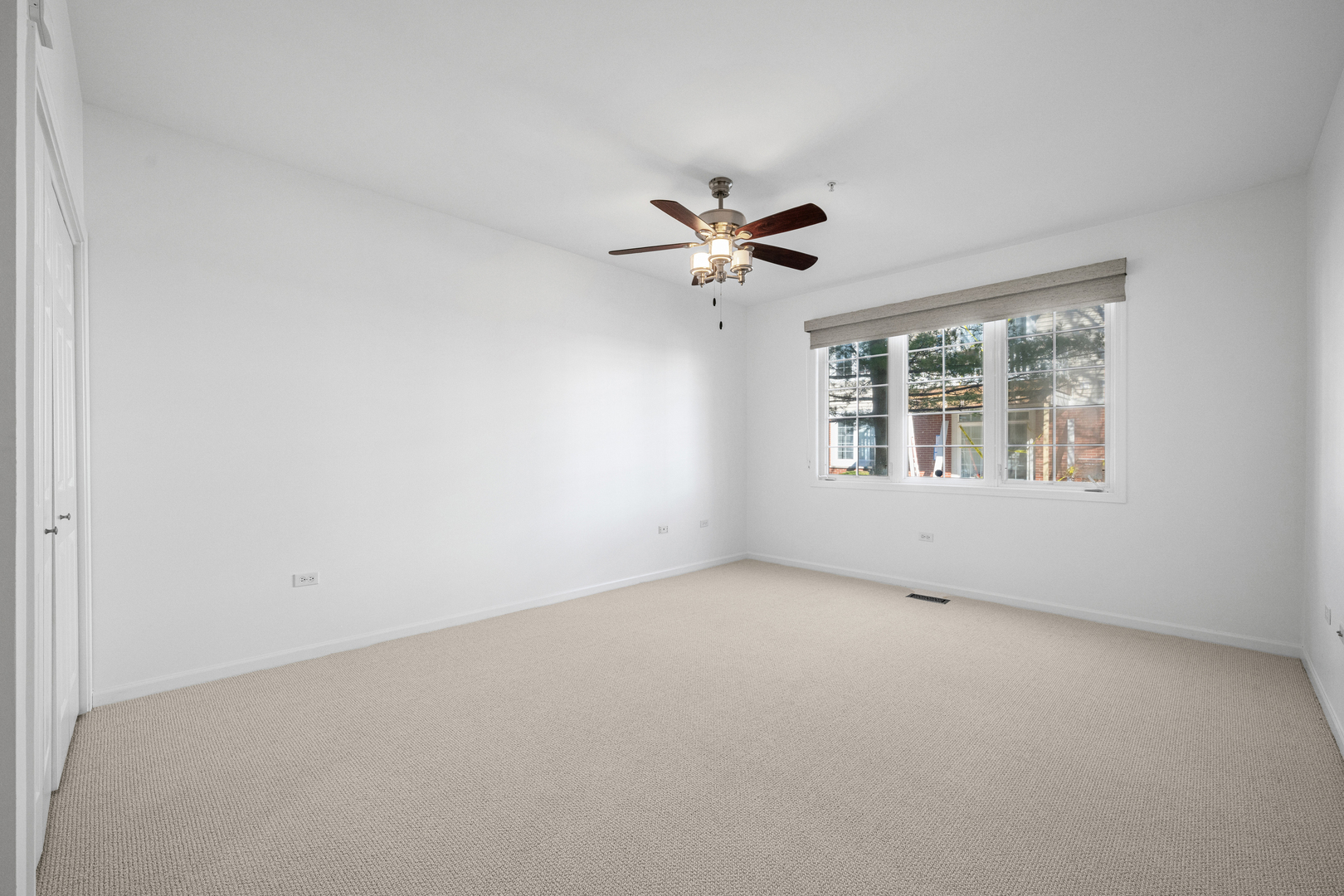 7420 Lincoln Avenue Unit: B