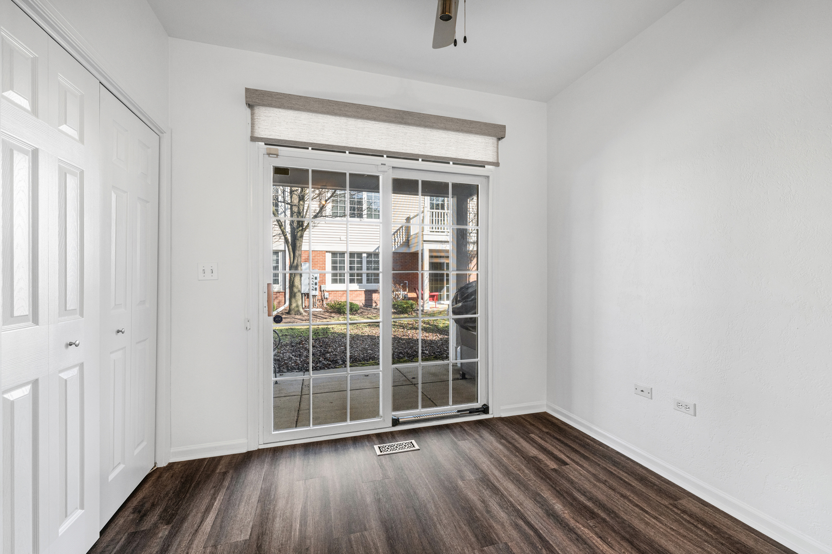 7420 Lincoln Avenue Unit: B