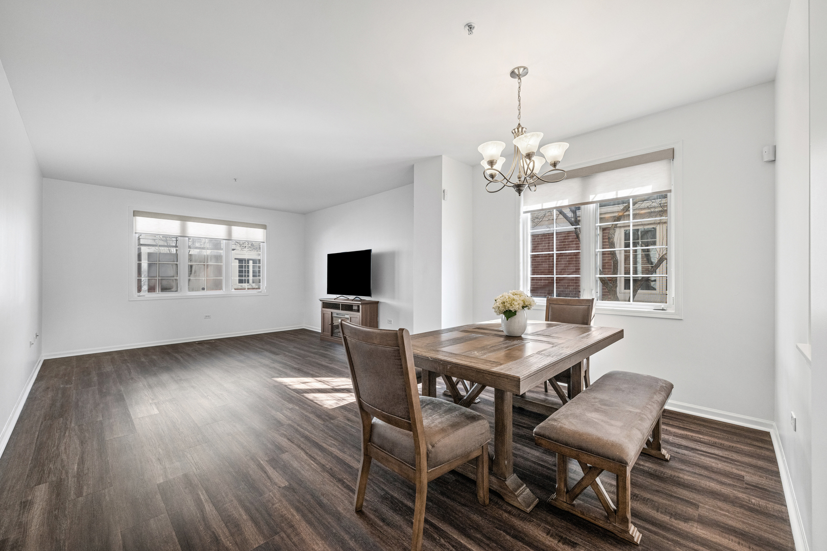 7420 Lincoln Avenue Unit: B