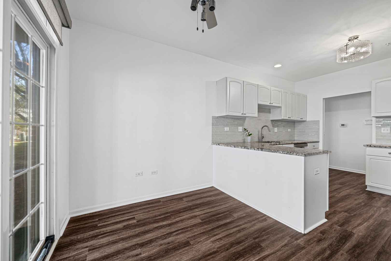 7420 Lincoln Avenue Unit: B