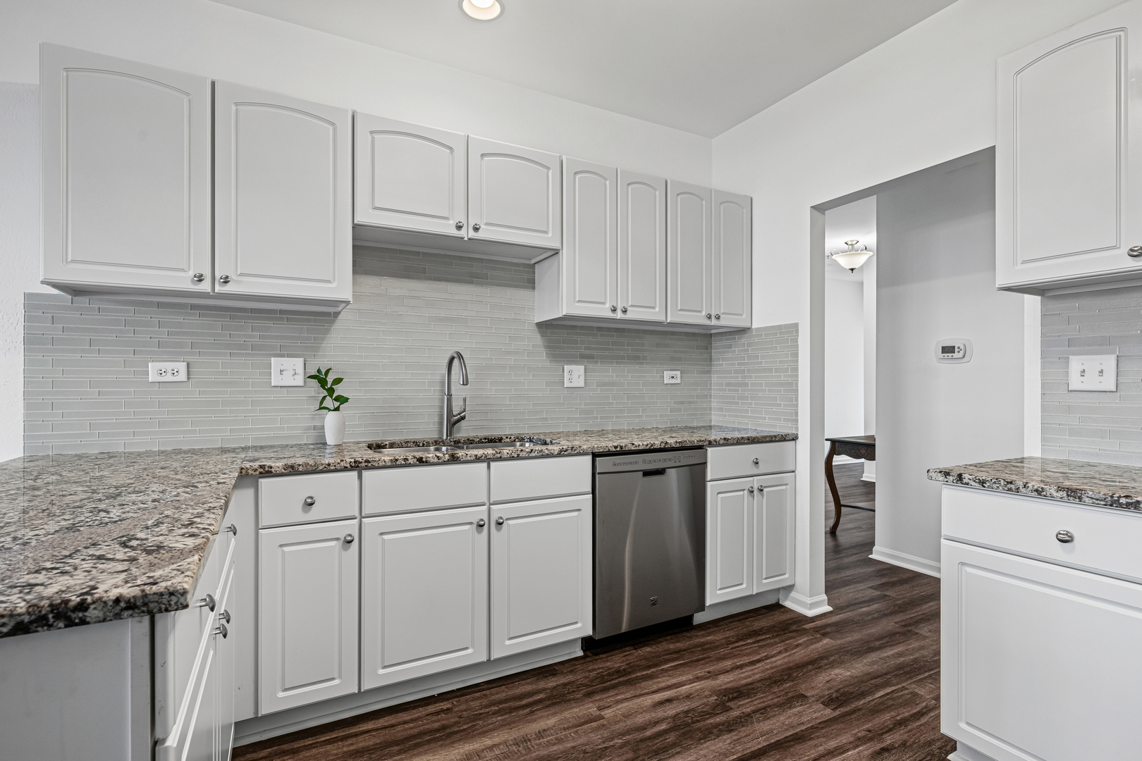 7420 Lincoln Avenue Unit: B