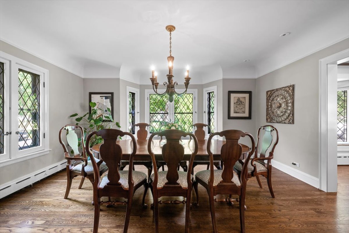 1137 Locust Road