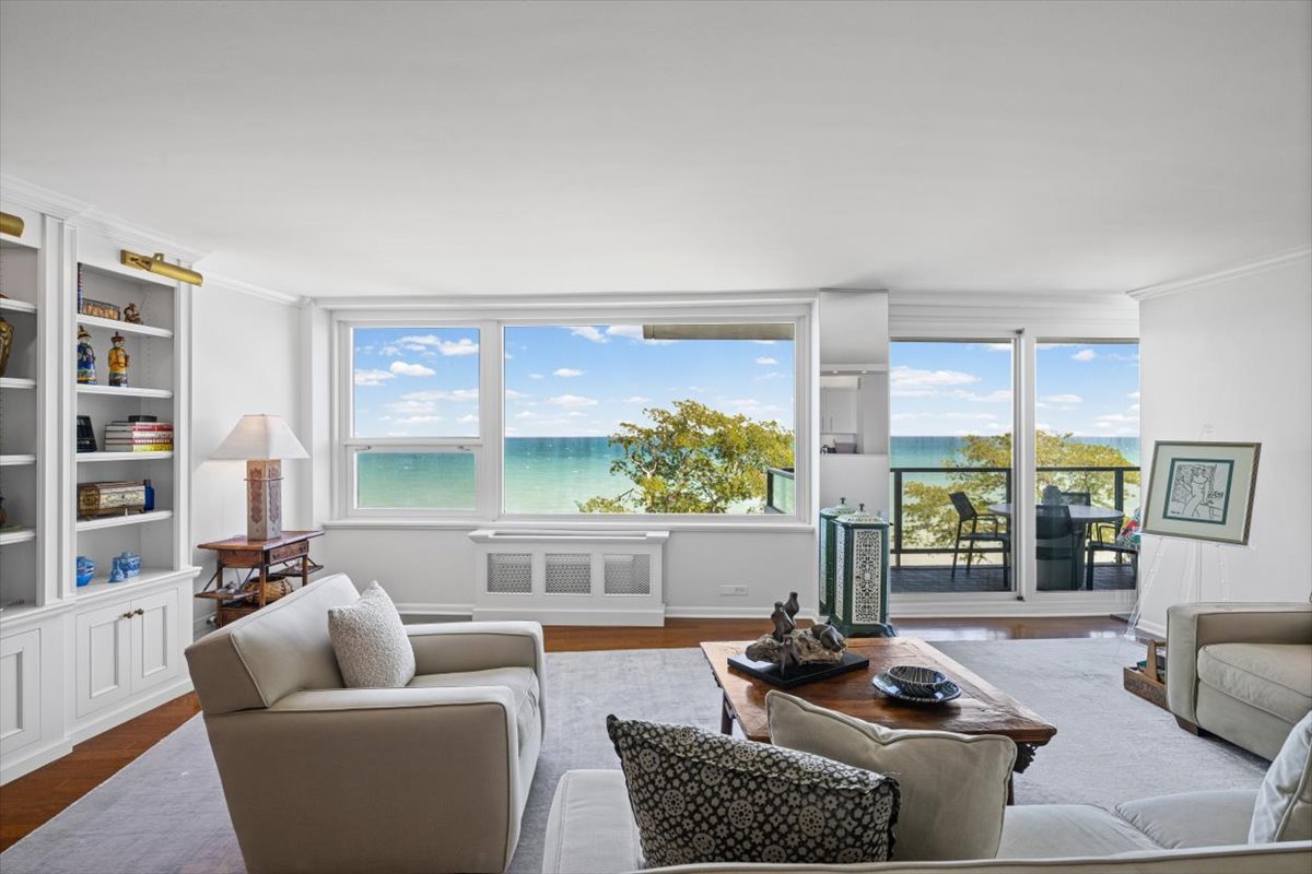1630 Sheridan Road Unit: 5G