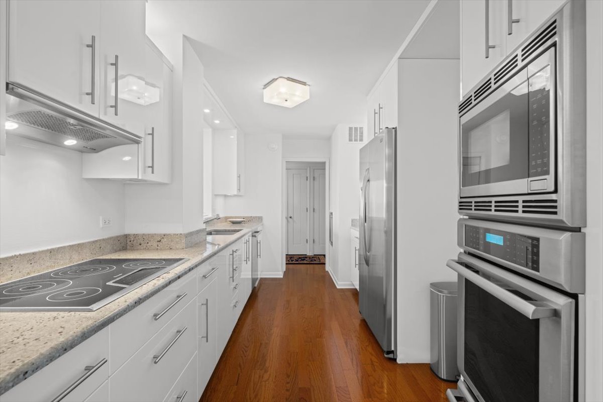 1630 Sheridan Road Unit: 5G