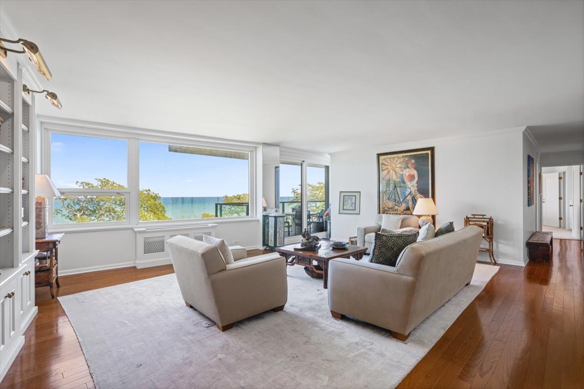 1630 Sheridan Road Unit: 5G