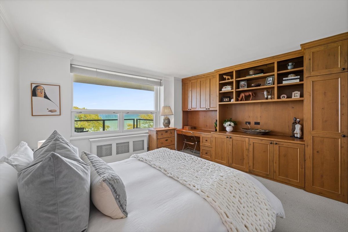 1630 Sheridan Road Unit: 5G