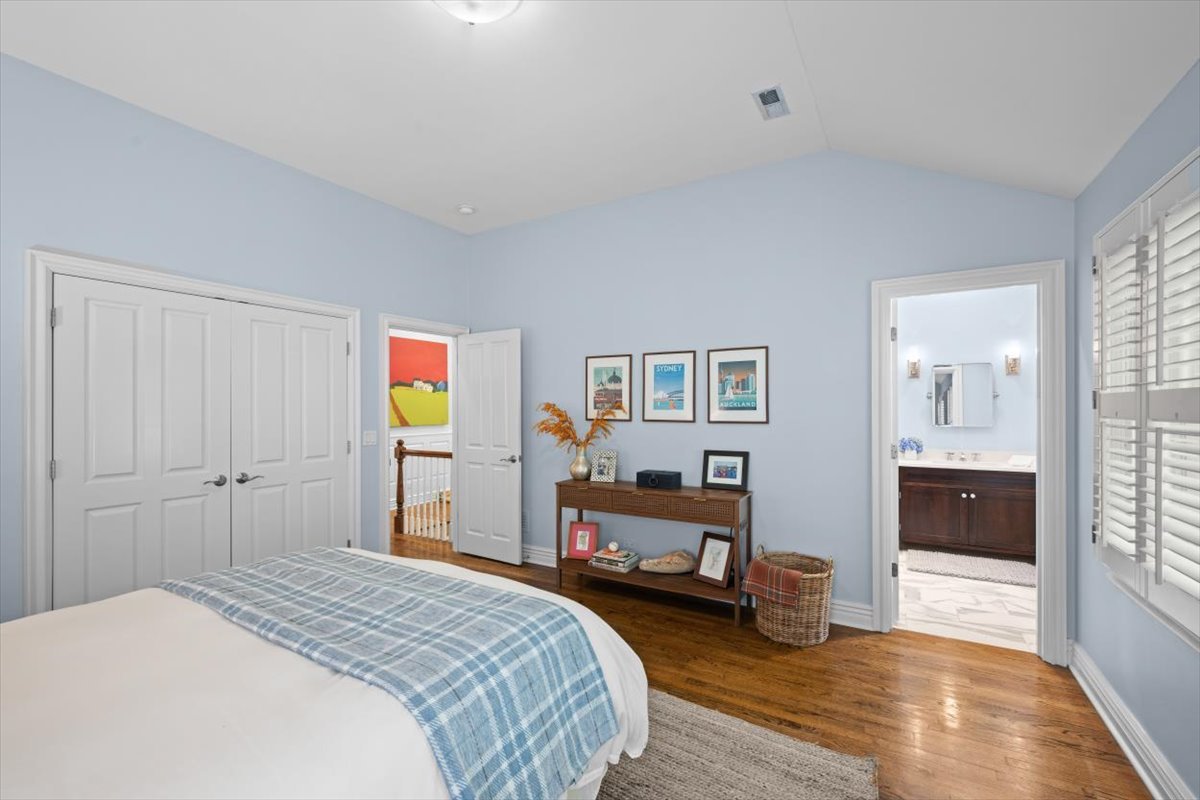 223 9th Street