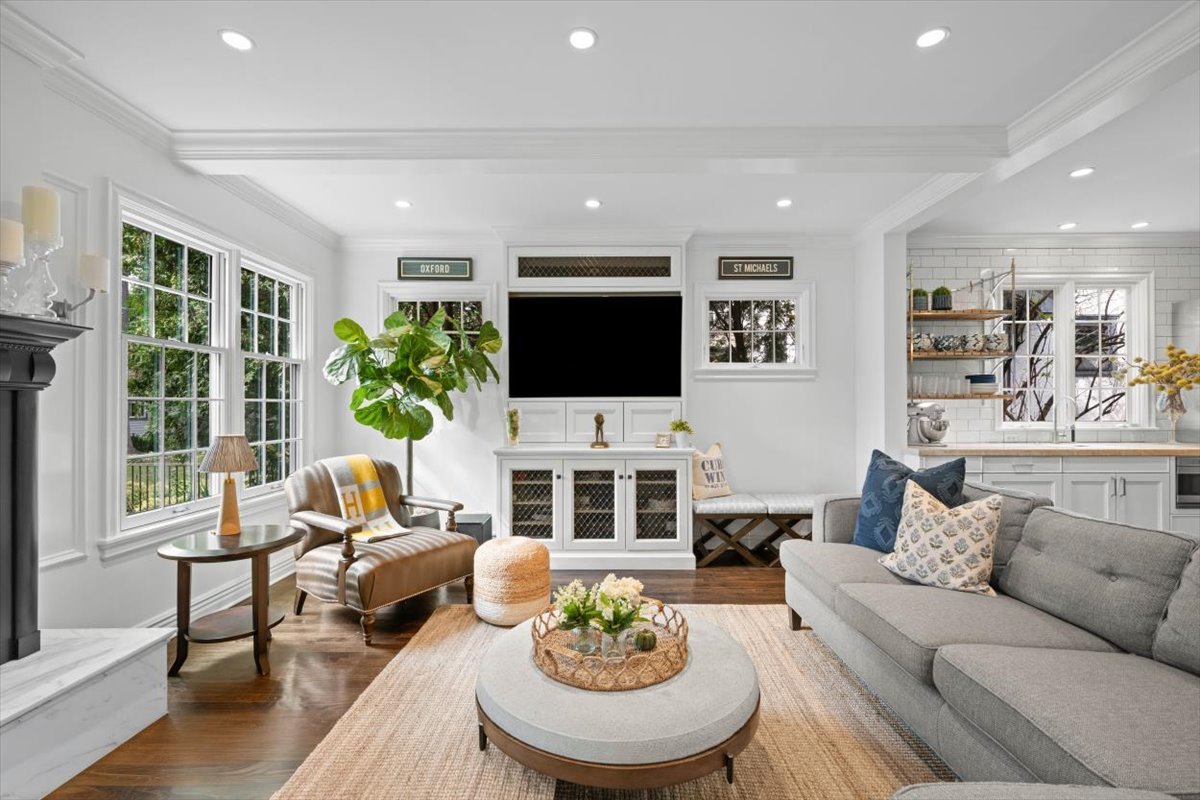 223 9th Street