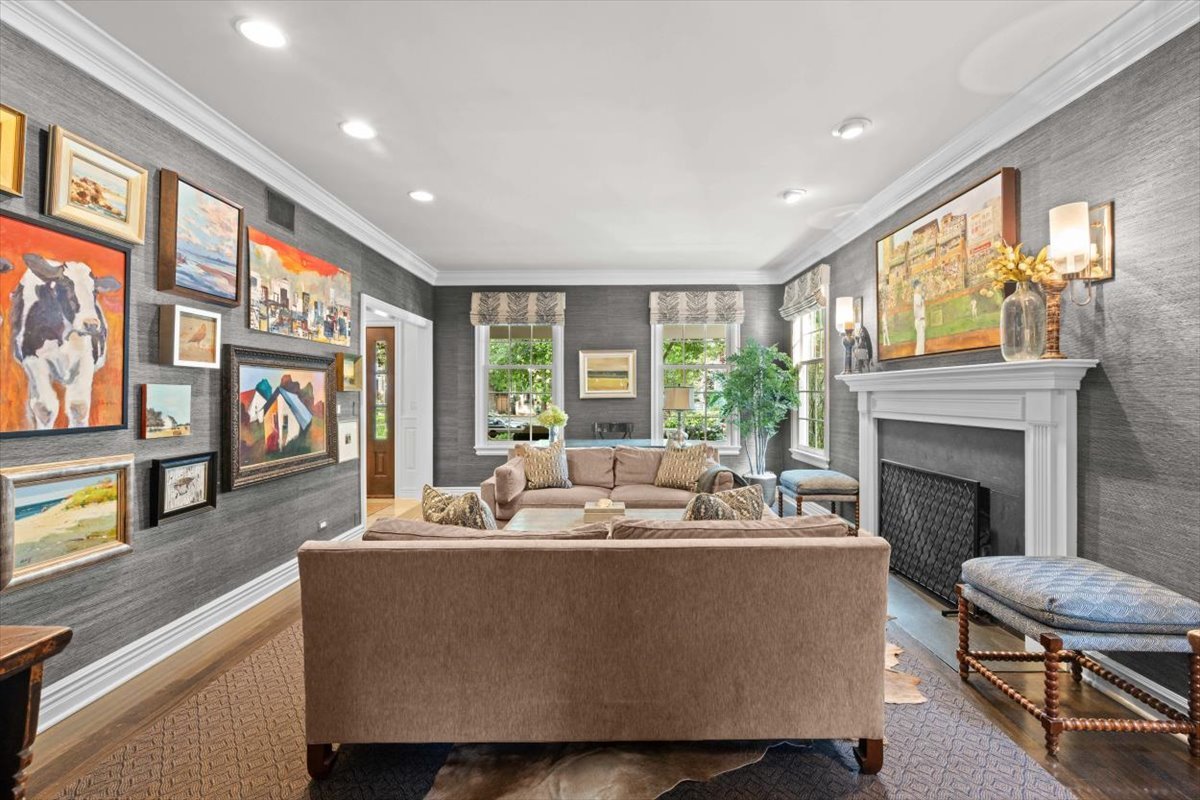 223 9th Street