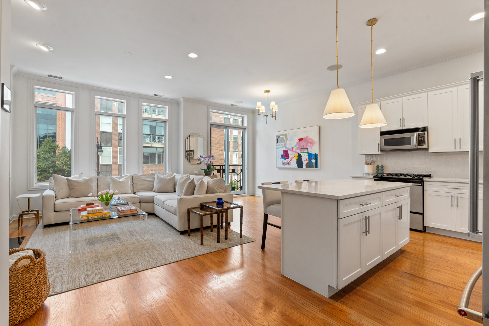1359 W Fullerton Avenue Unit: 3E