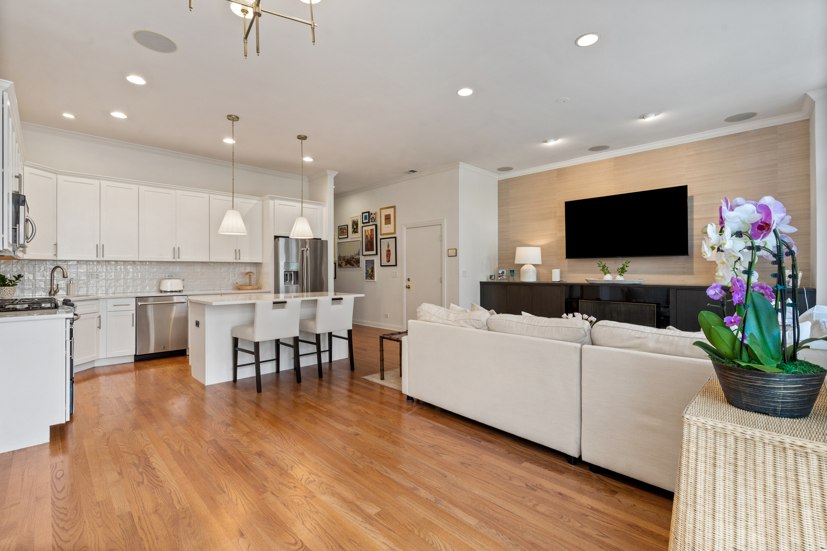 1359 W Fullerton Avenue Unit: 3E