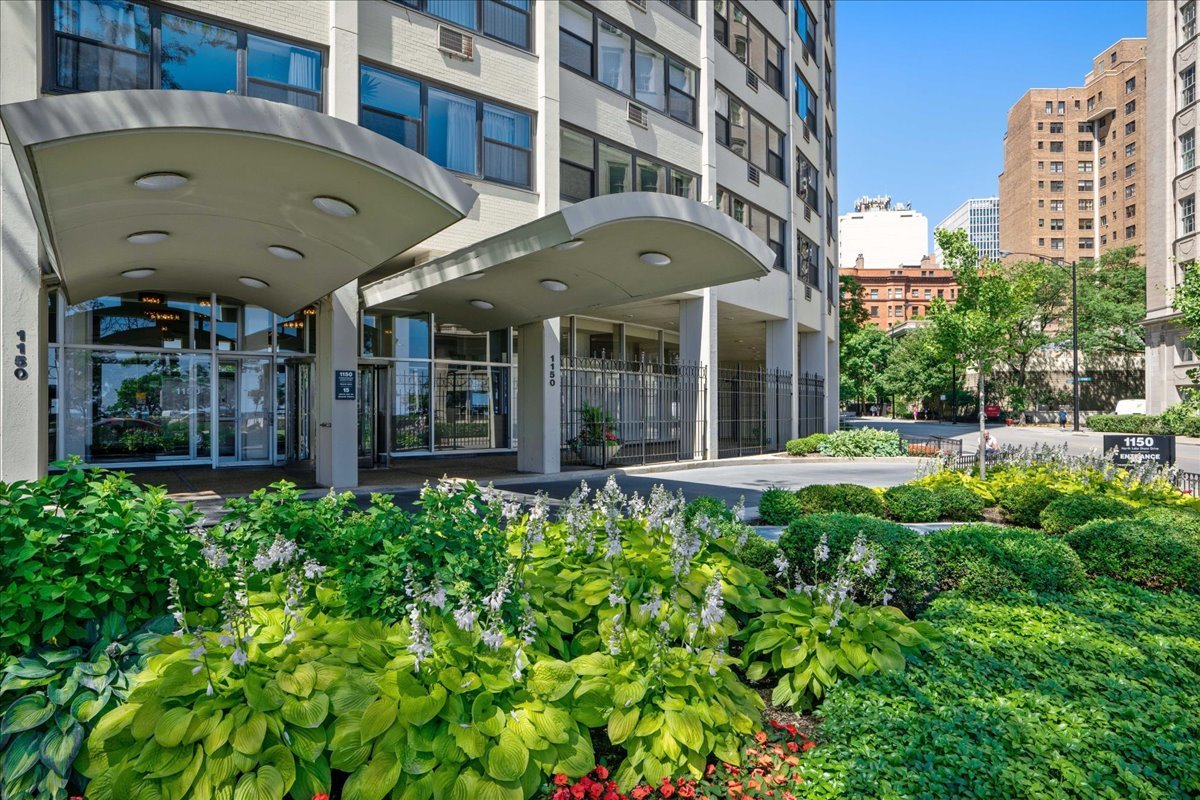 1150 N Lake Shore Drive Unit: 14K