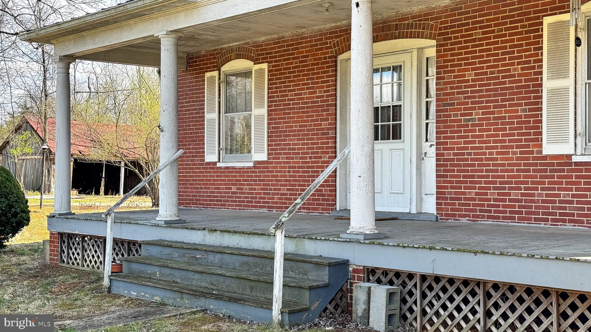 37 Old Charles Town Rd