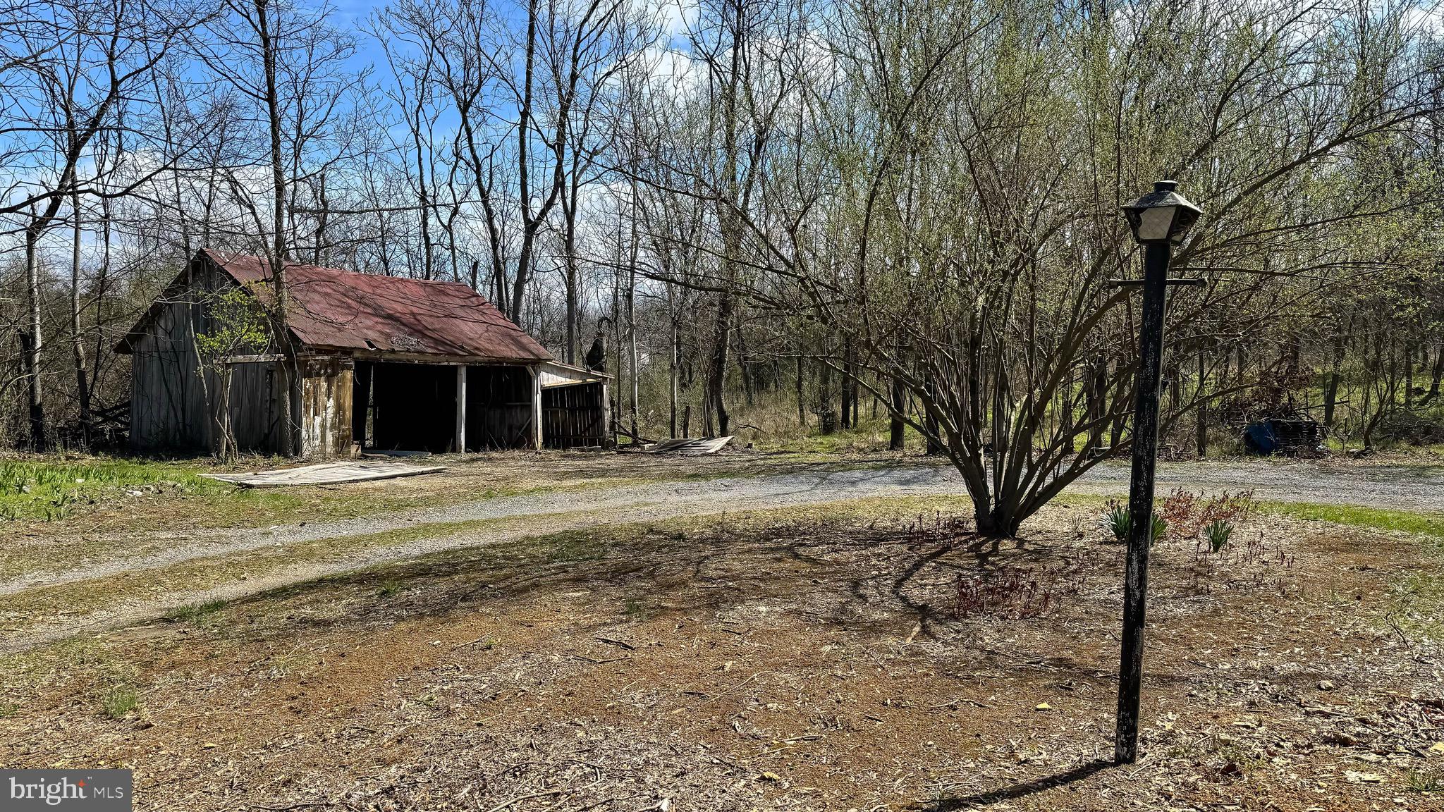 37 Old Charles Town Rd