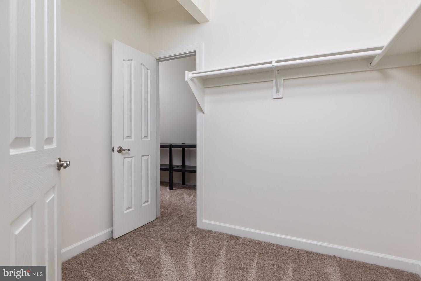 10707 Scott Dr
