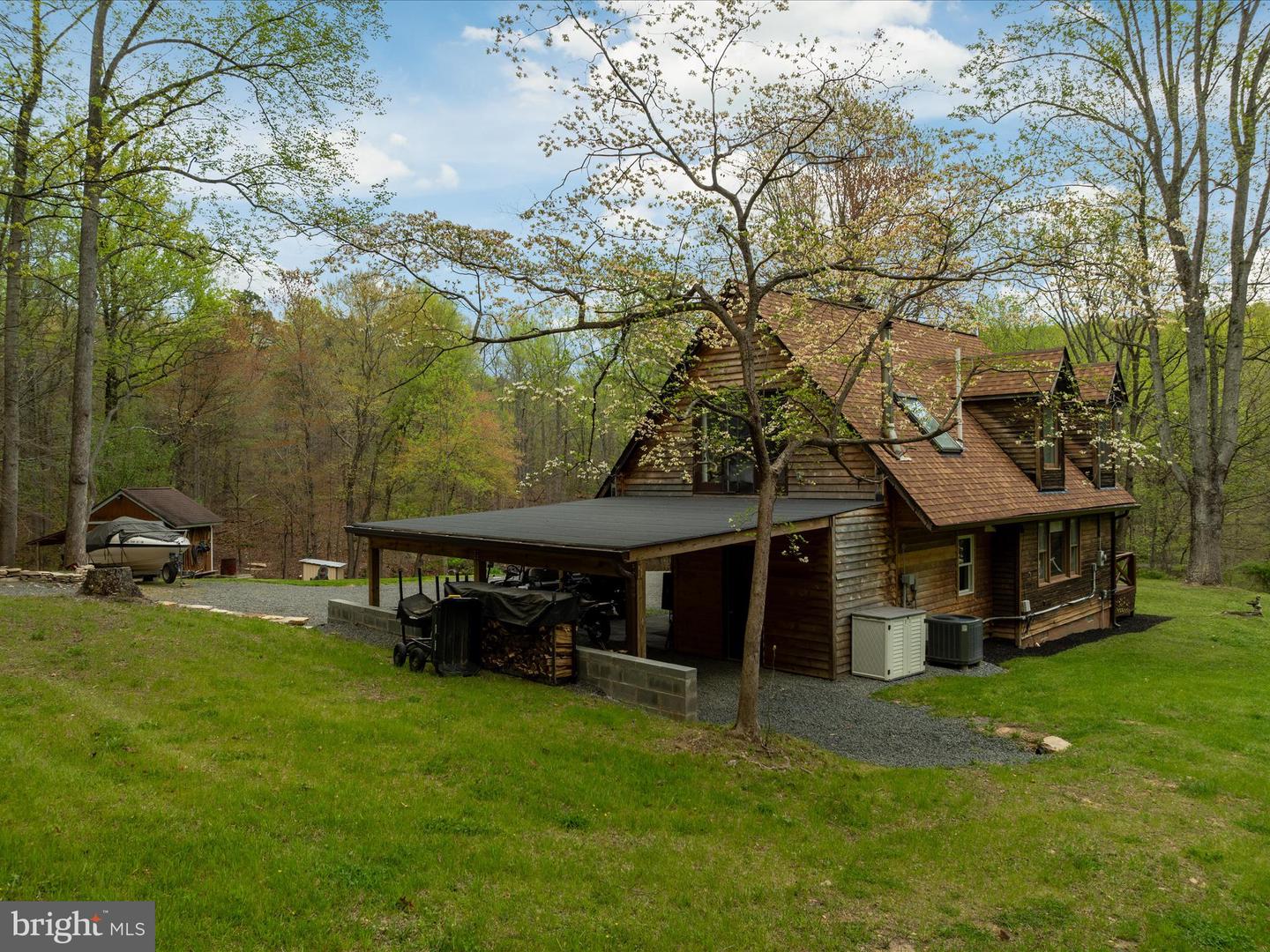 4518 Highpoint Ln