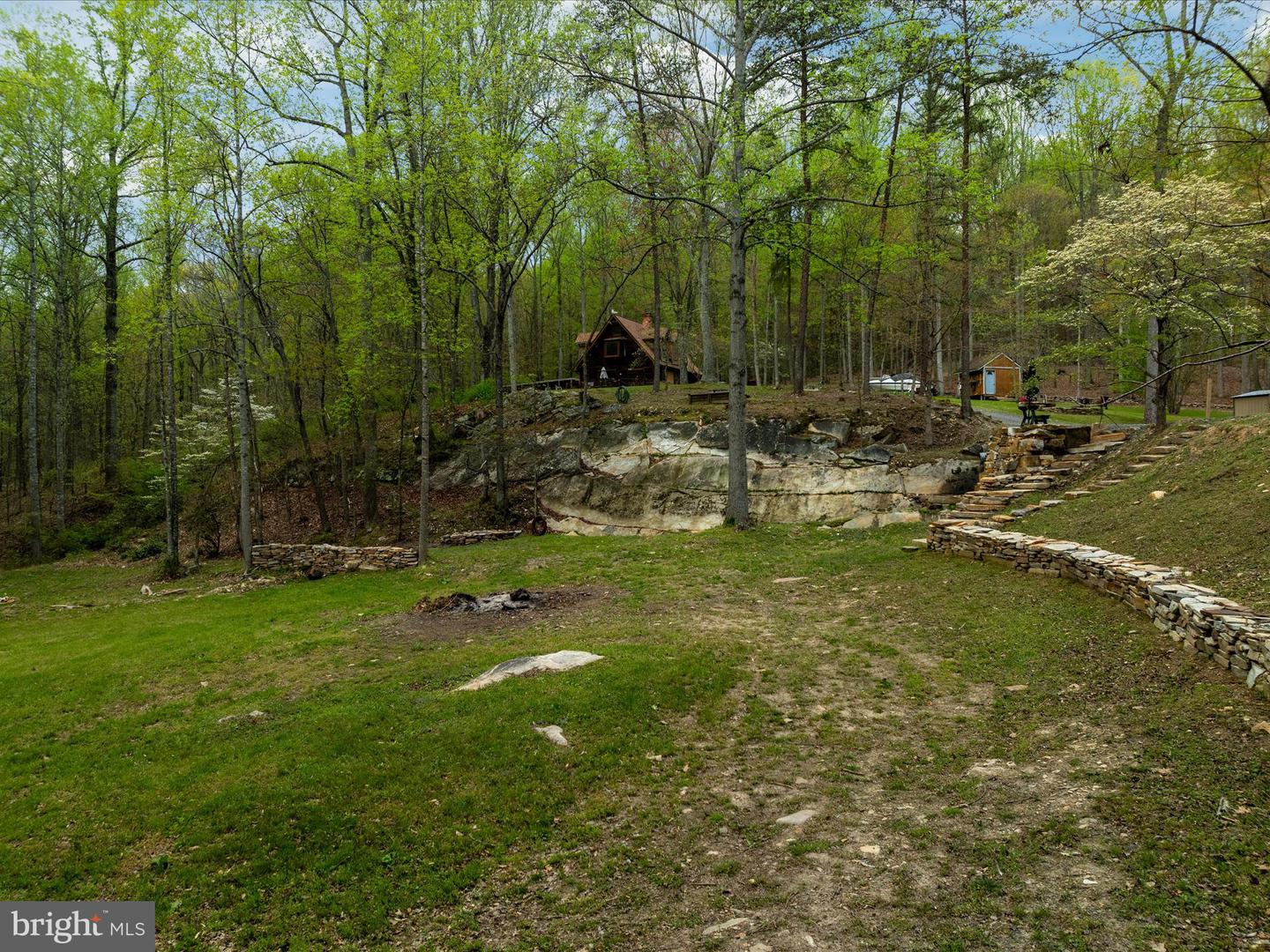 4518 Highpoint Ln