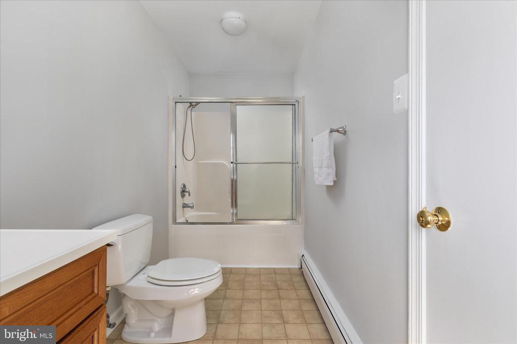 10059 CLARKES ROAD