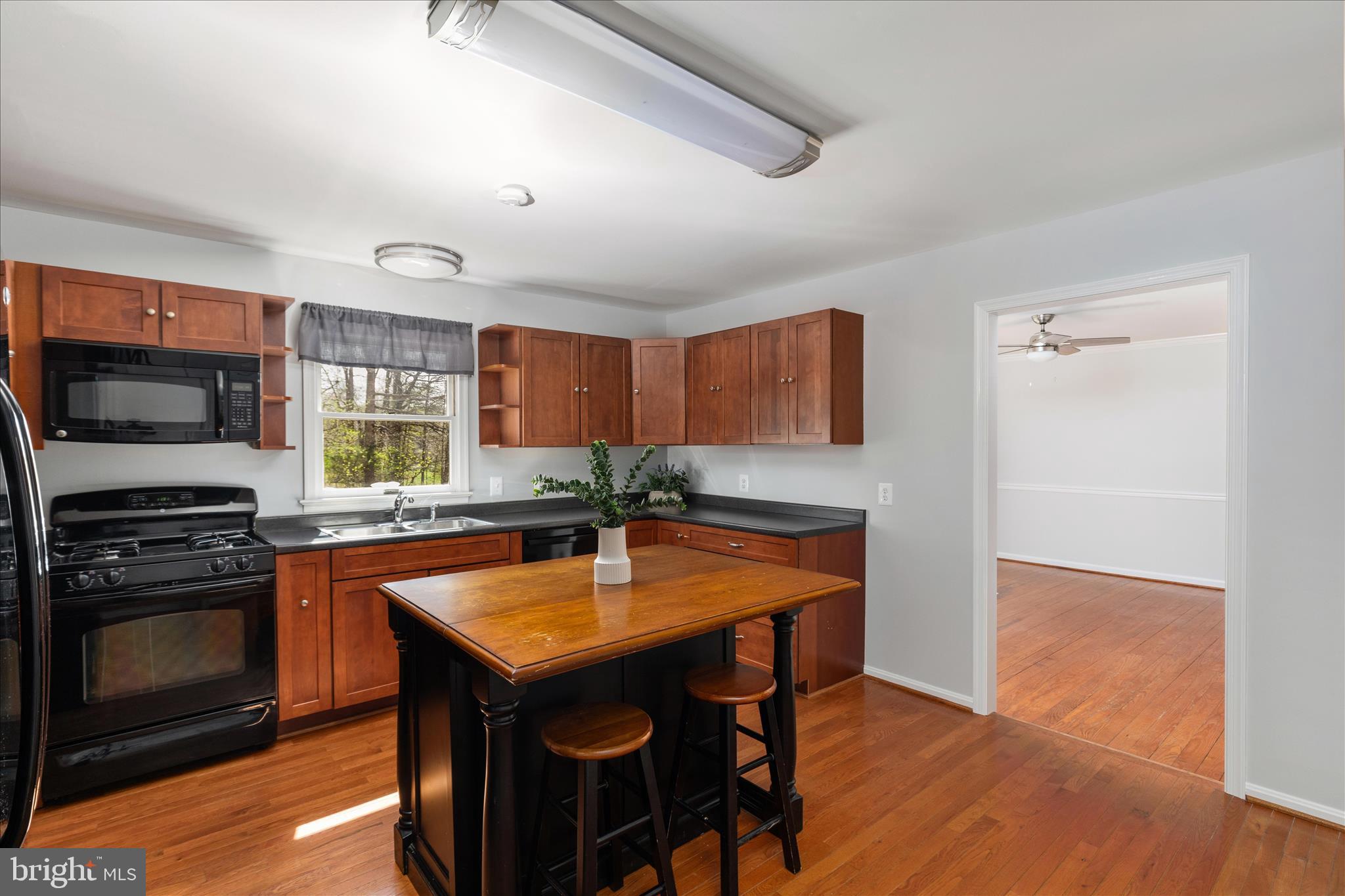 10059 CLARKES ROAD