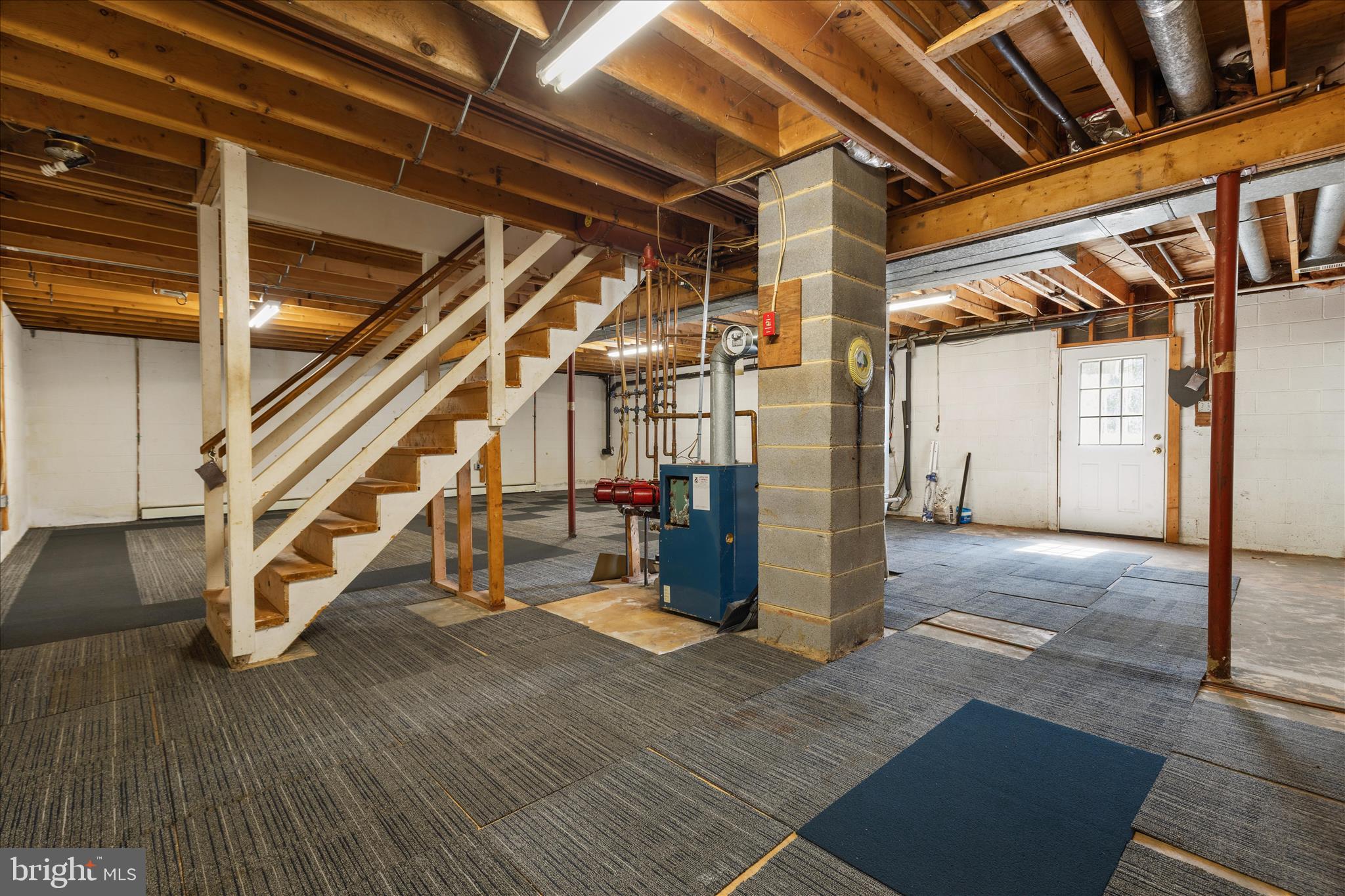 10059 CLARKES ROAD