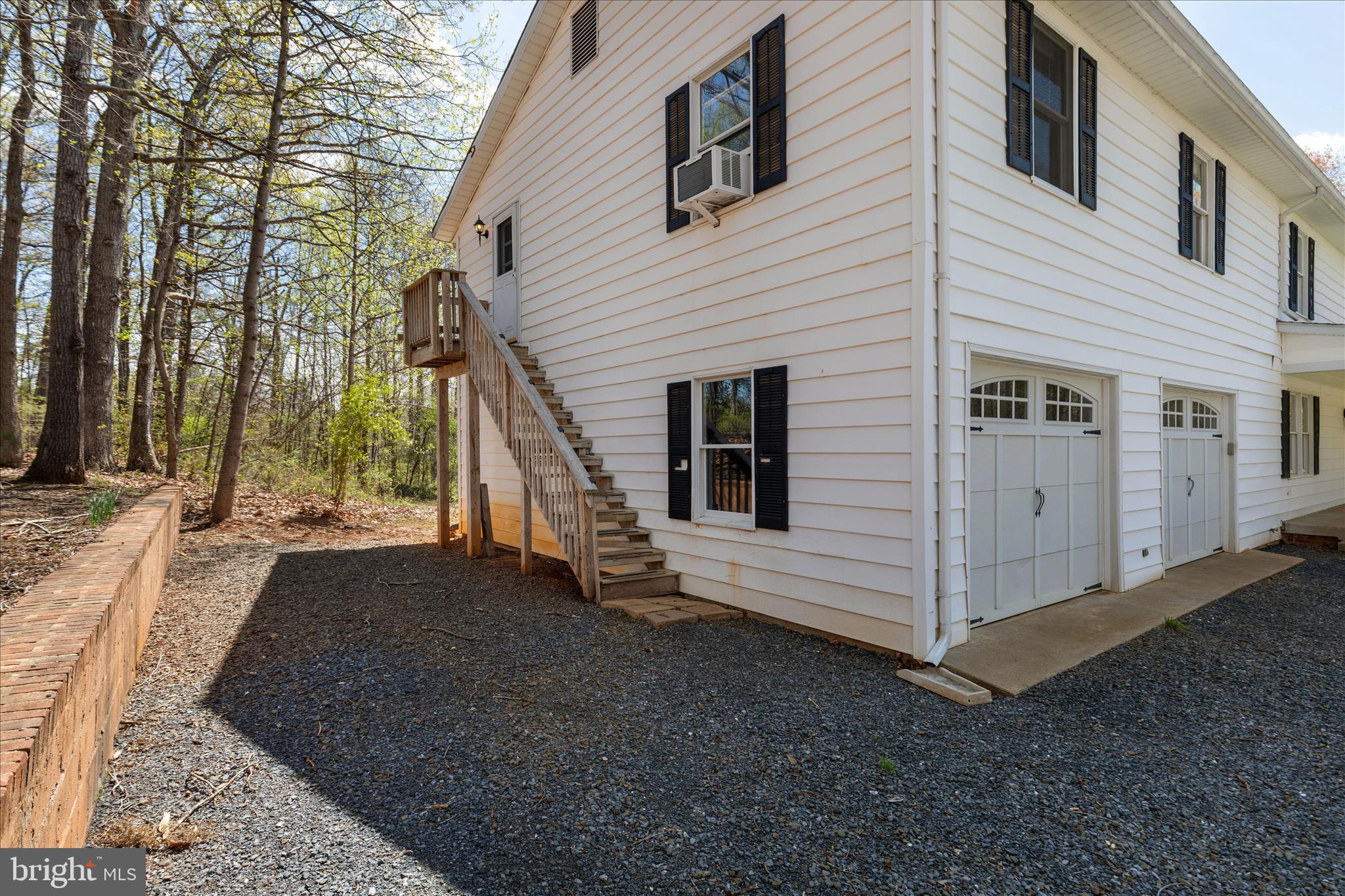 10059 CLARKES ROAD