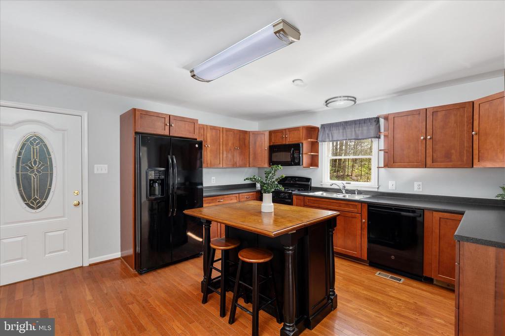 10059 CLARKES ROAD