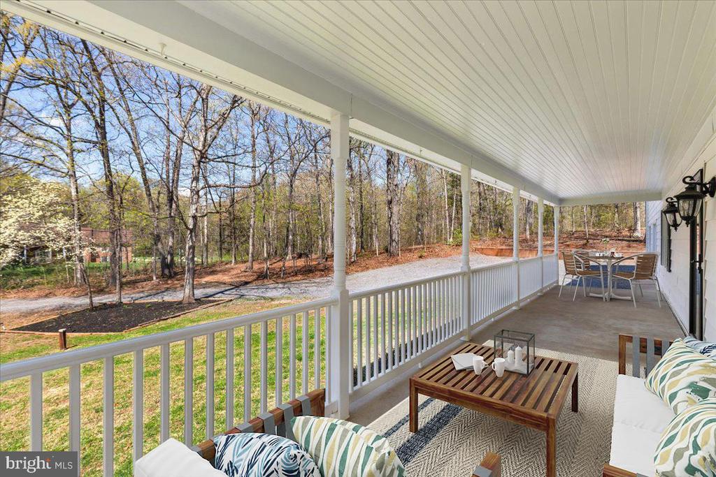 10059 CLARKES ROAD