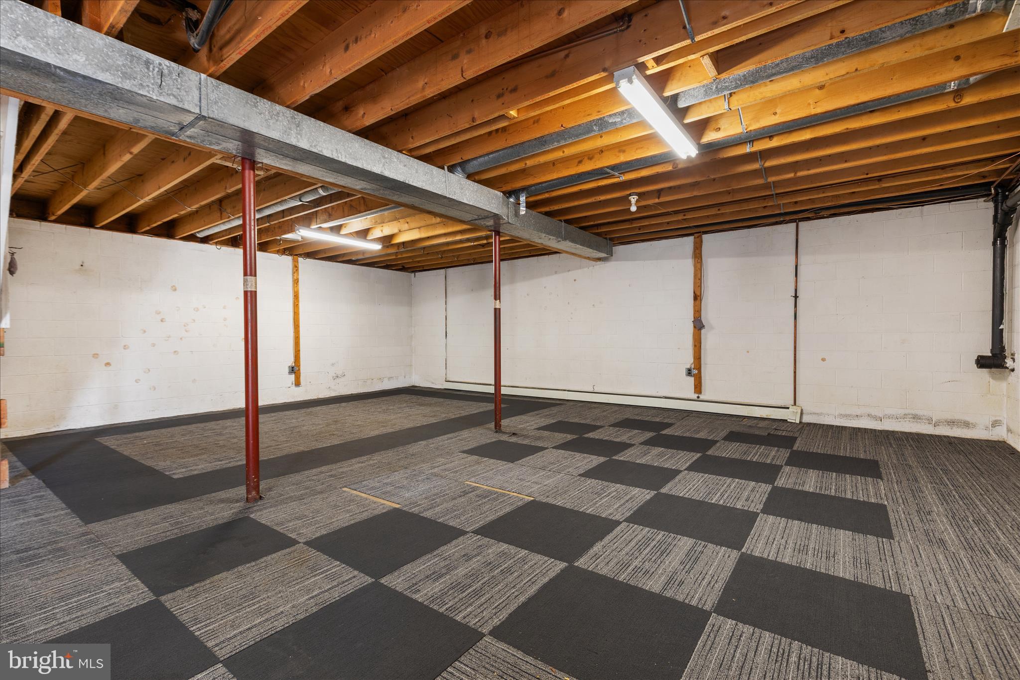 10059 CLARKES ROAD