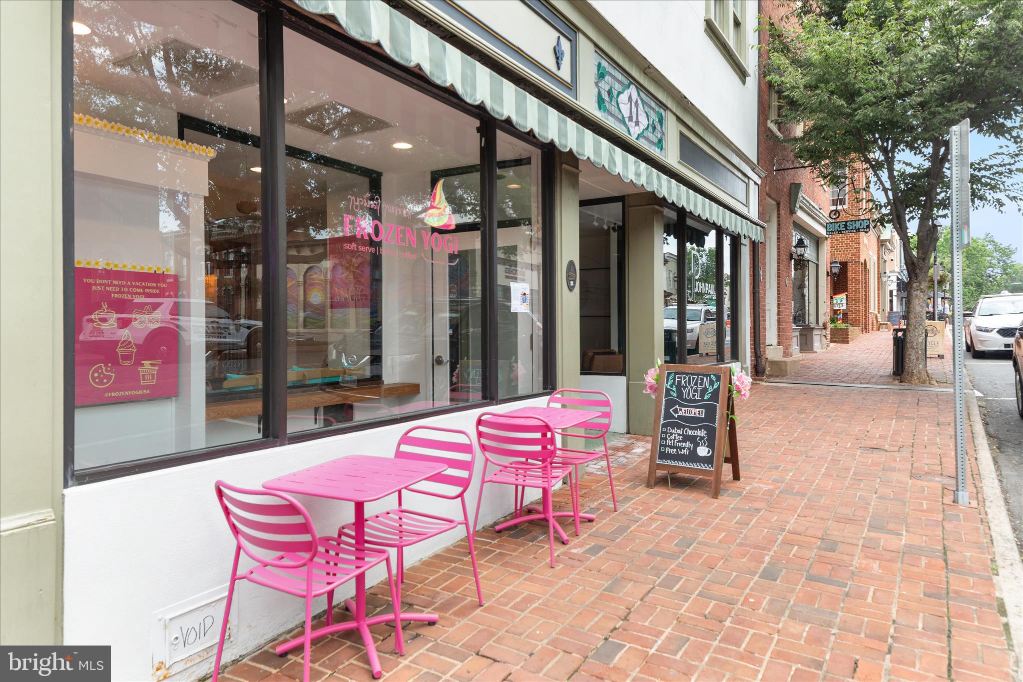 8189 SUMMERFIELD HILLS DRIVE