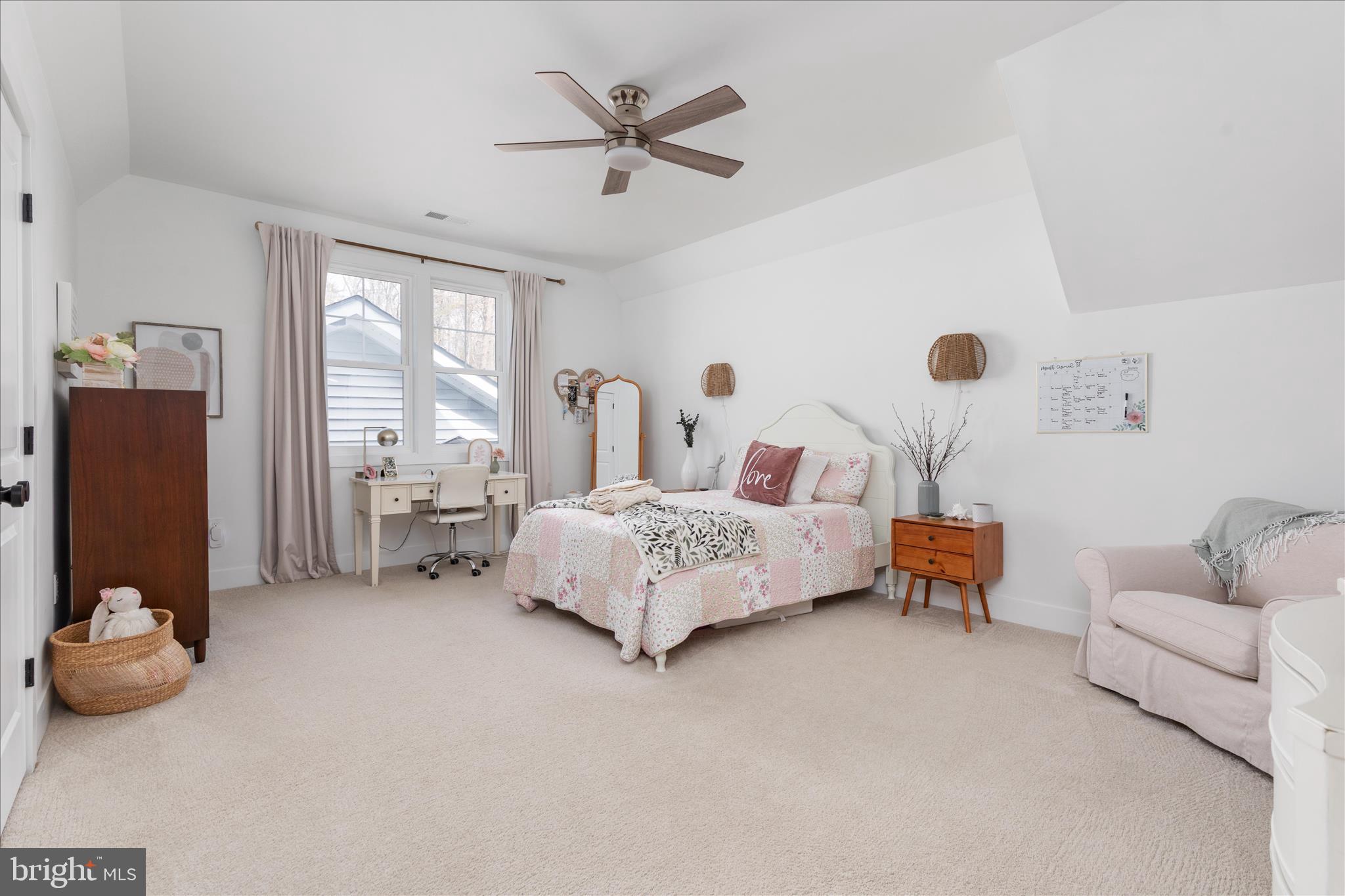 8189 SUMMERFIELD HILLS DRIVE