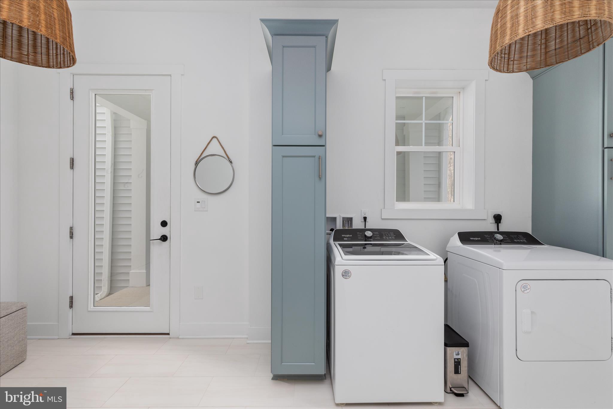 8189 SUMMERFIELD HILLS DRIVE