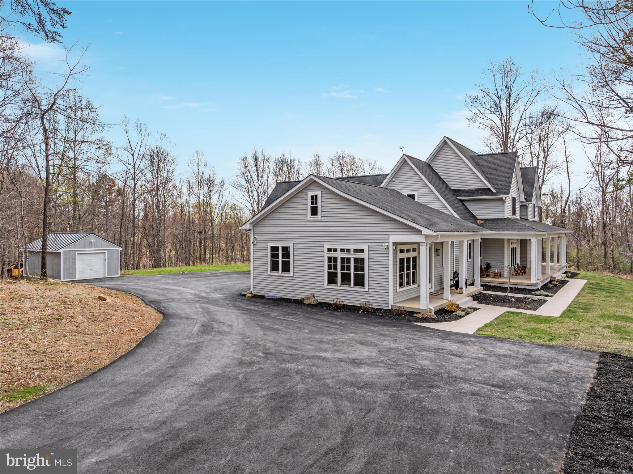 8189 SUMMERFIELD HILLS DRIVE