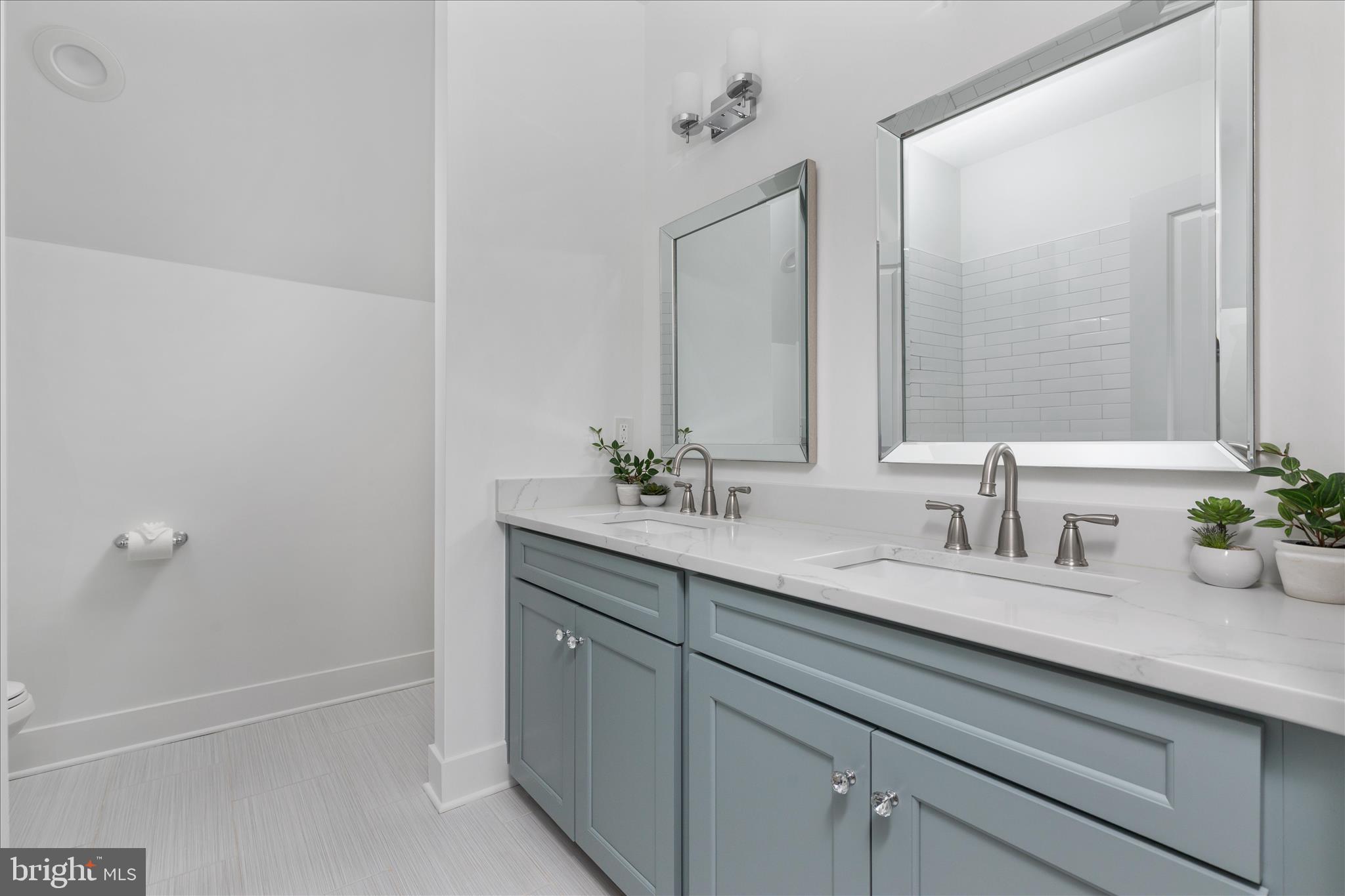 8189 SUMMERFIELD HILLS DRIVE