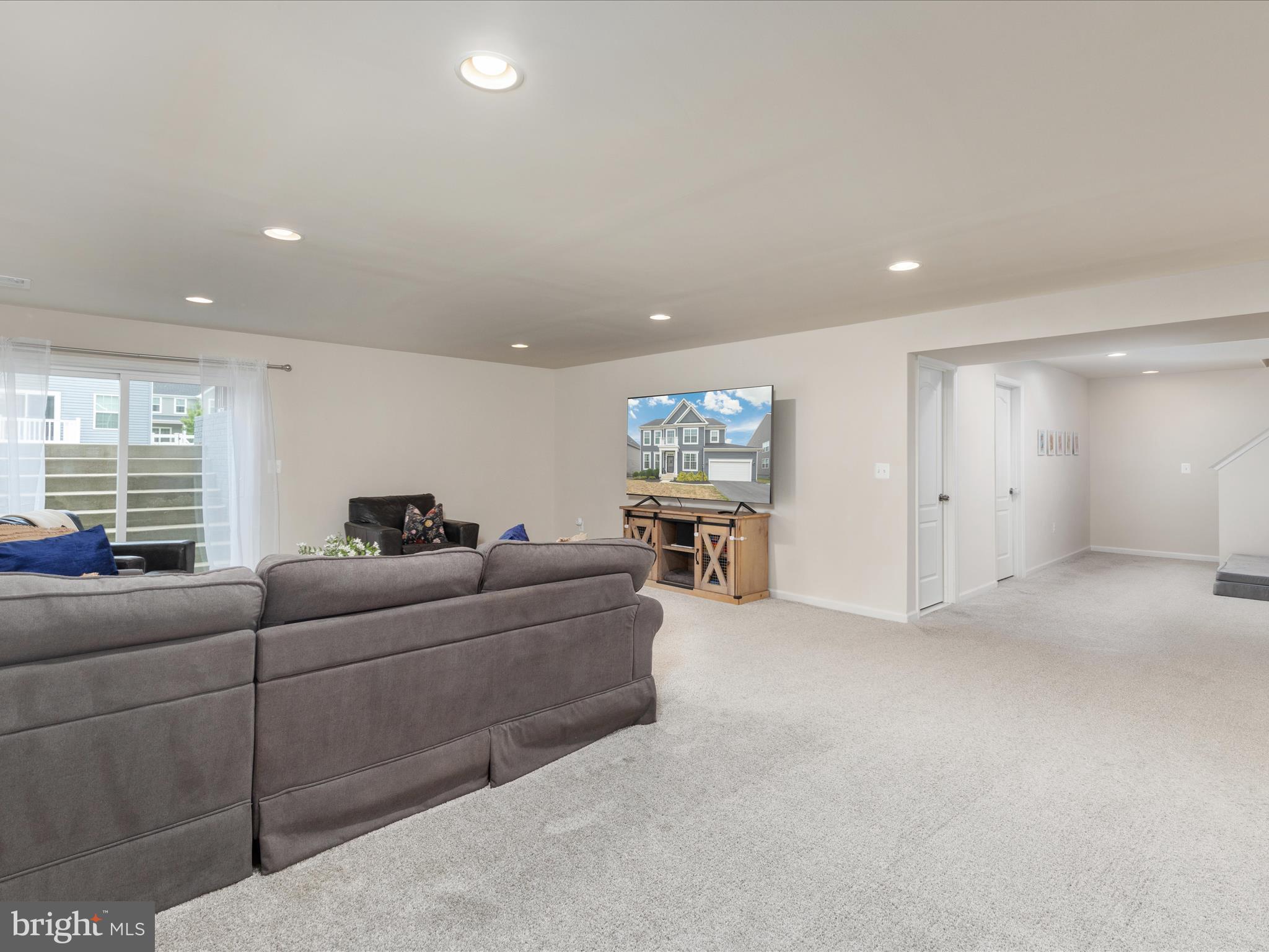 205 Parkland Dr