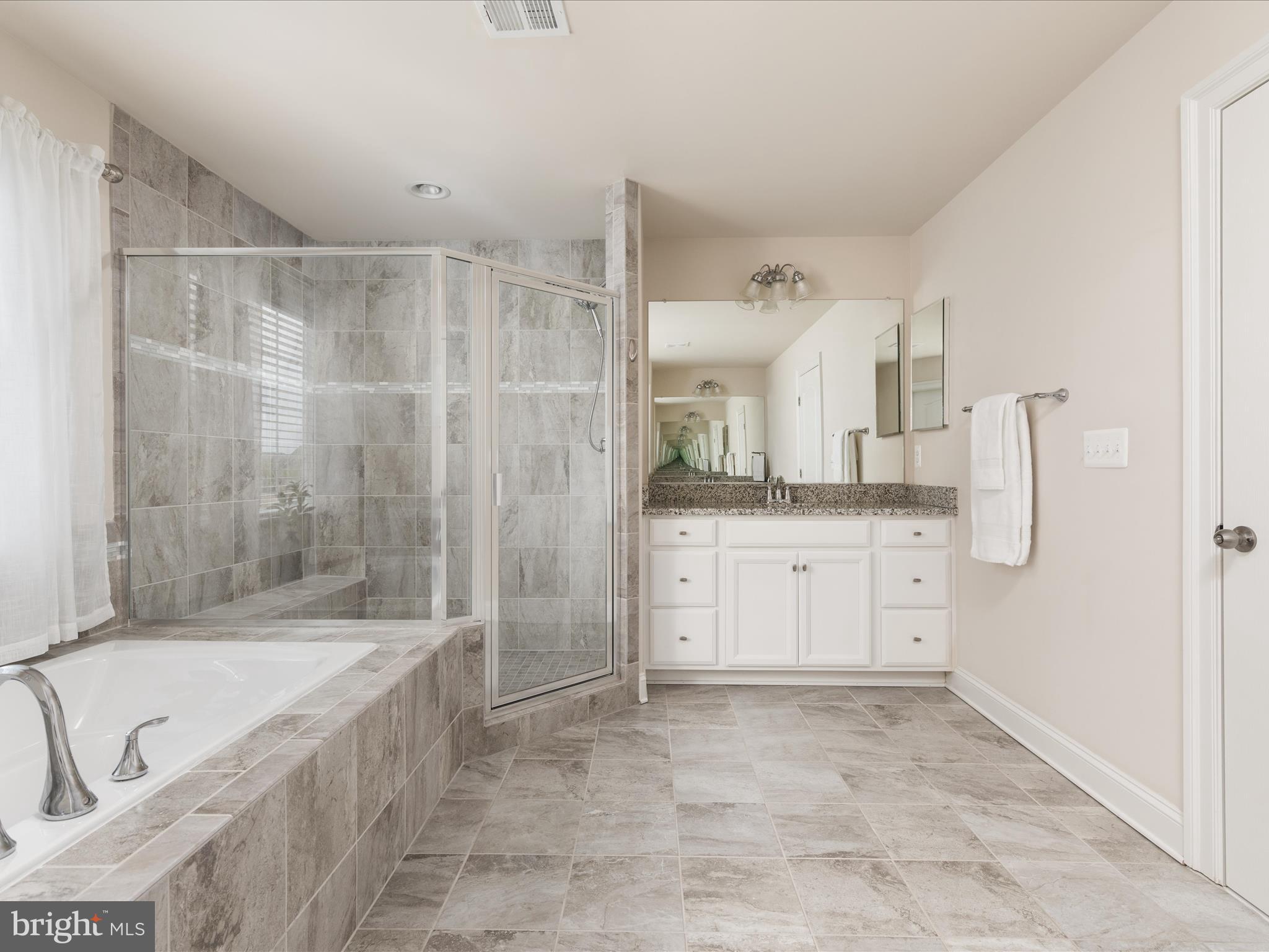205 Parkland Dr