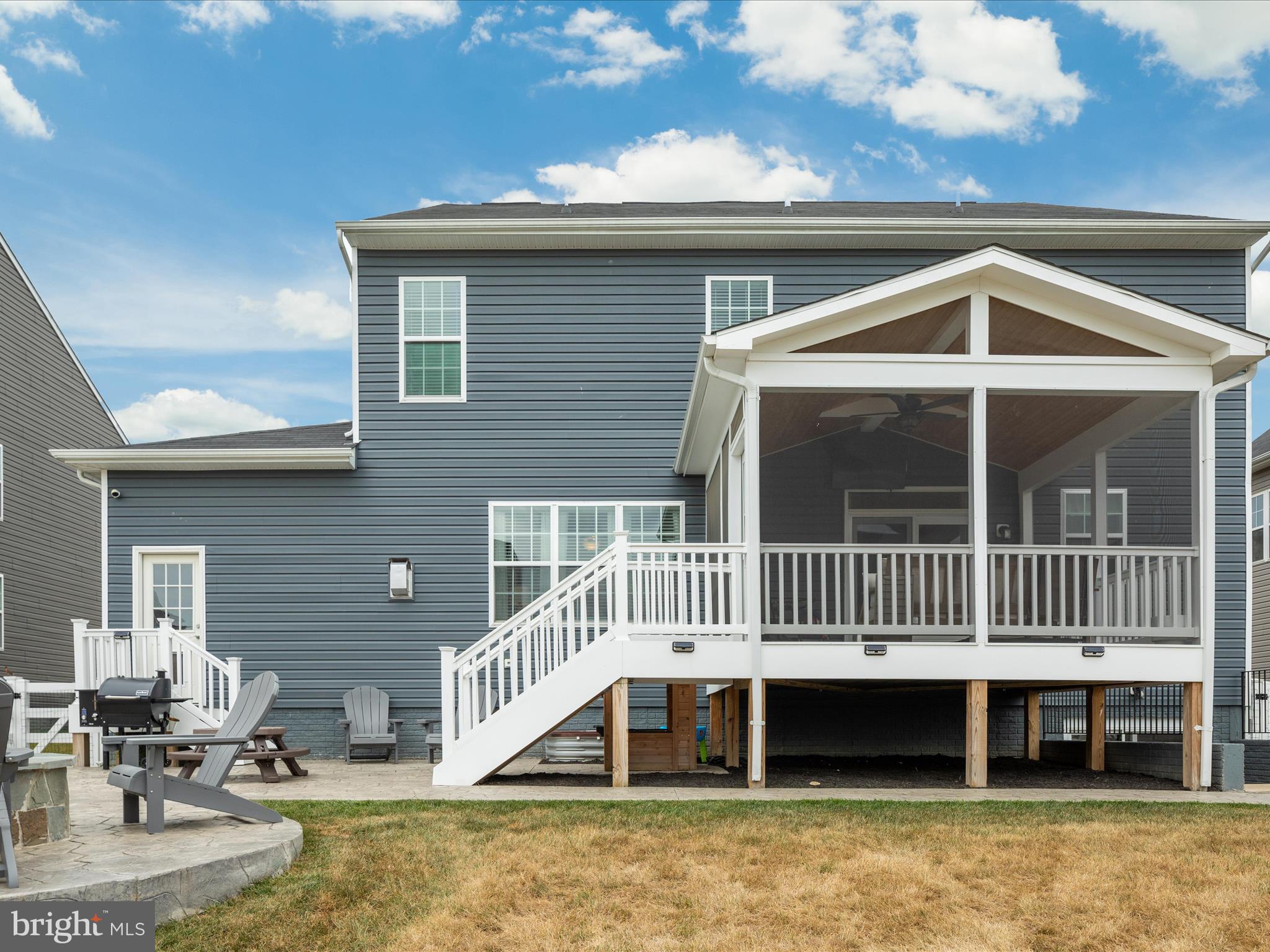 205 Parkland Dr