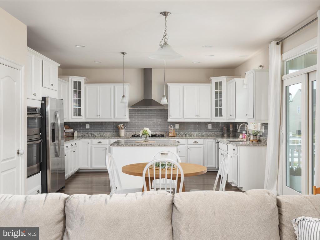 205 Parkland Dr