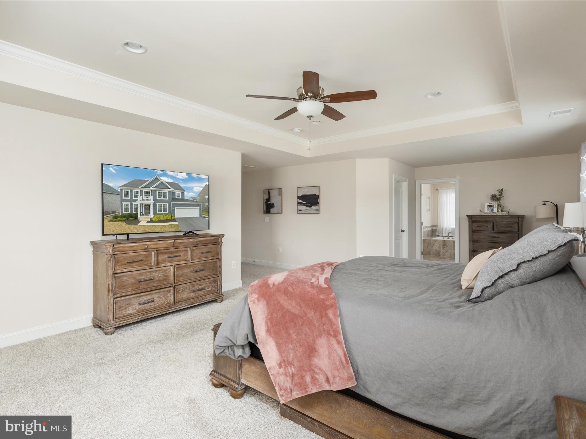 205 Parkland Dr