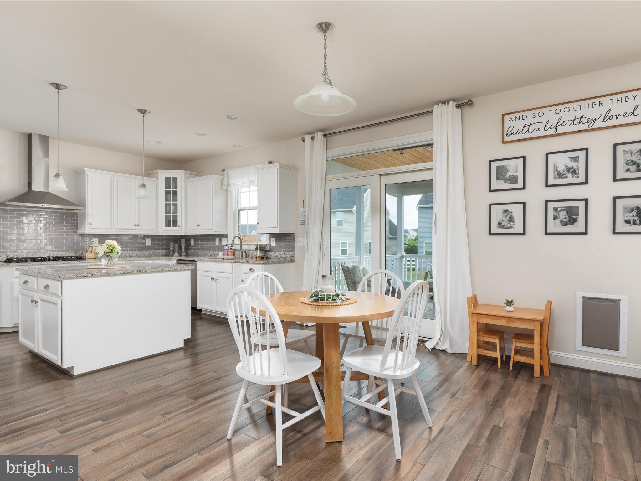 205 Parkland Dr