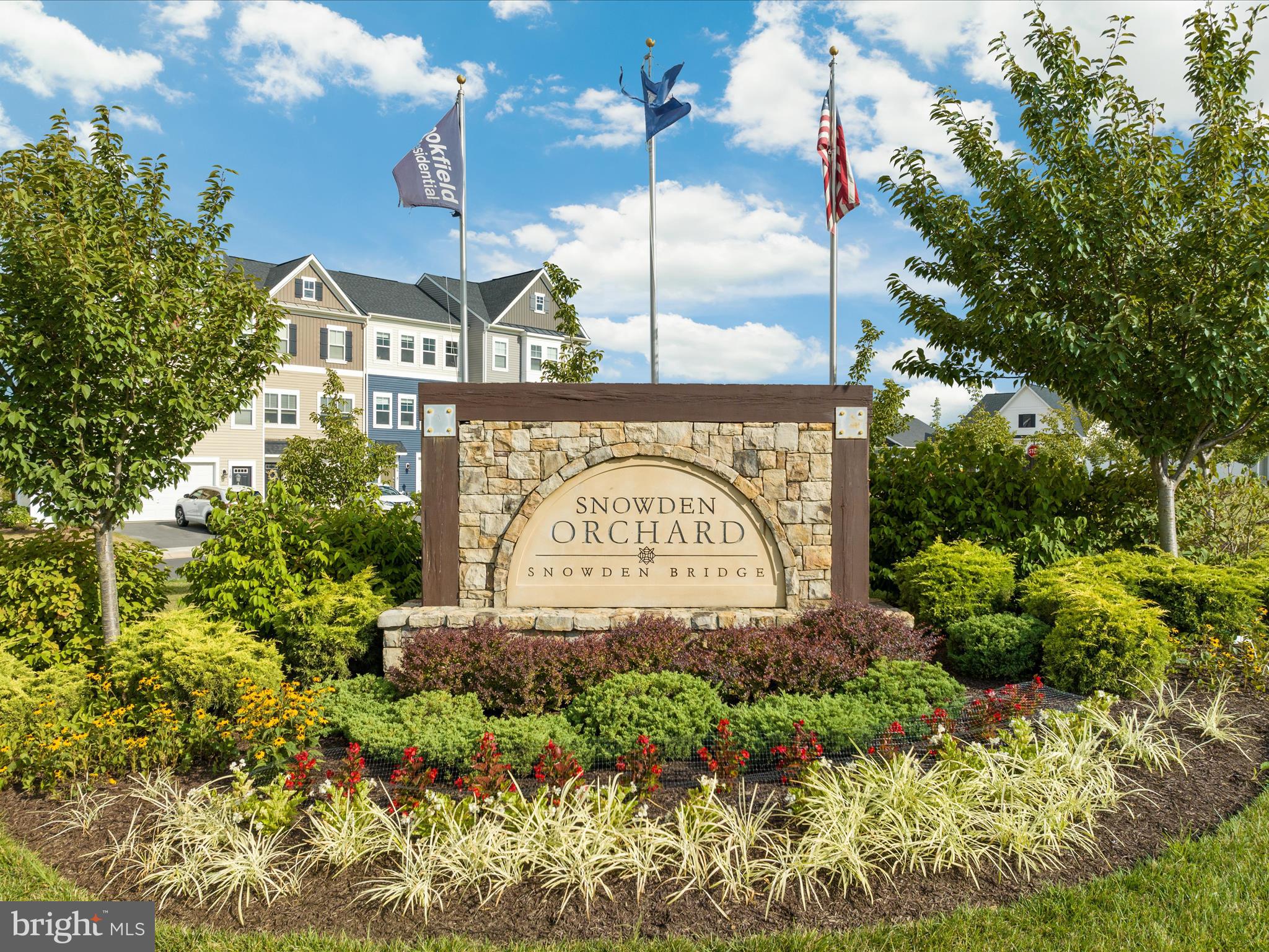 205 Parkland Dr