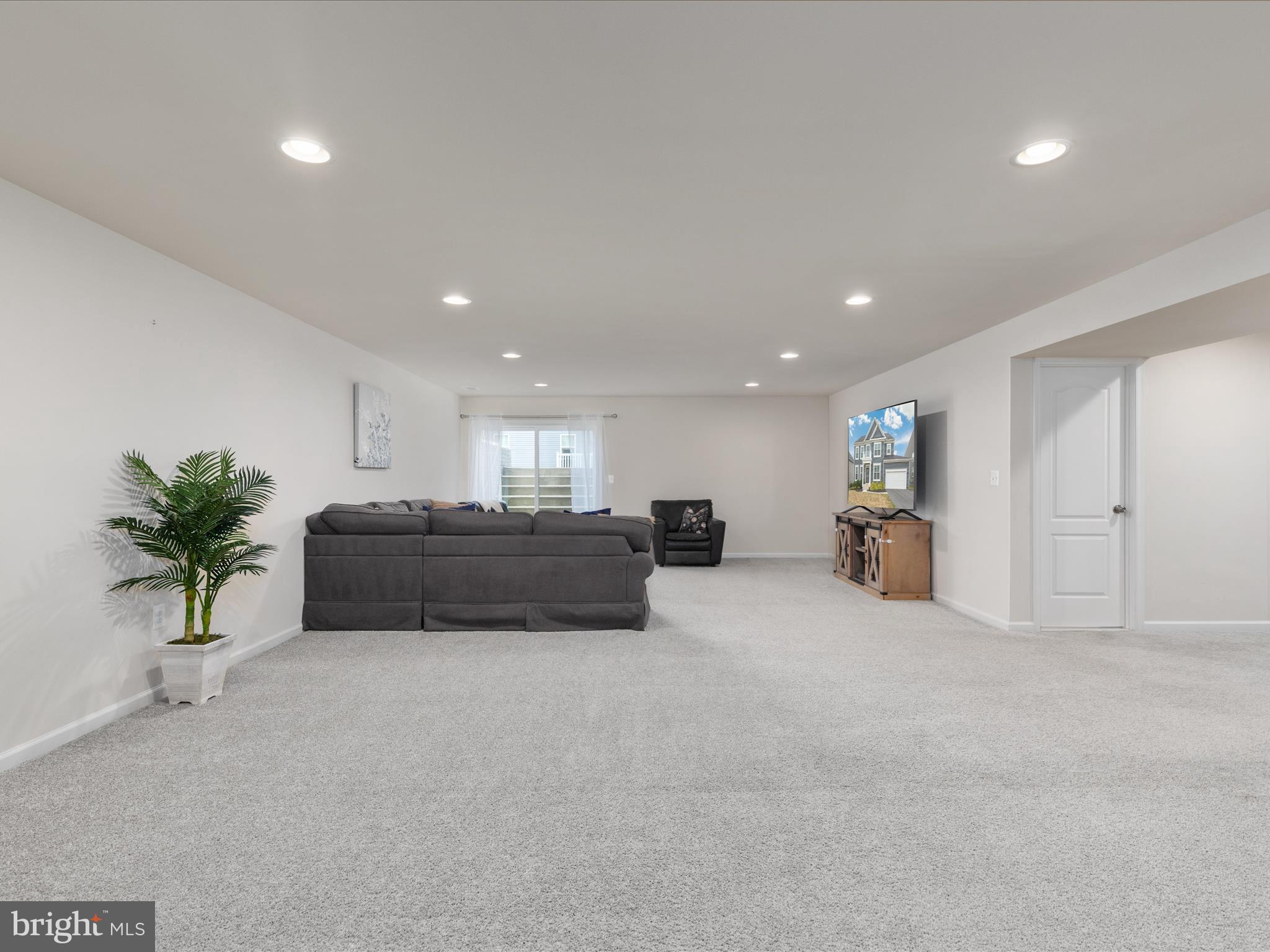 205 Parkland Dr