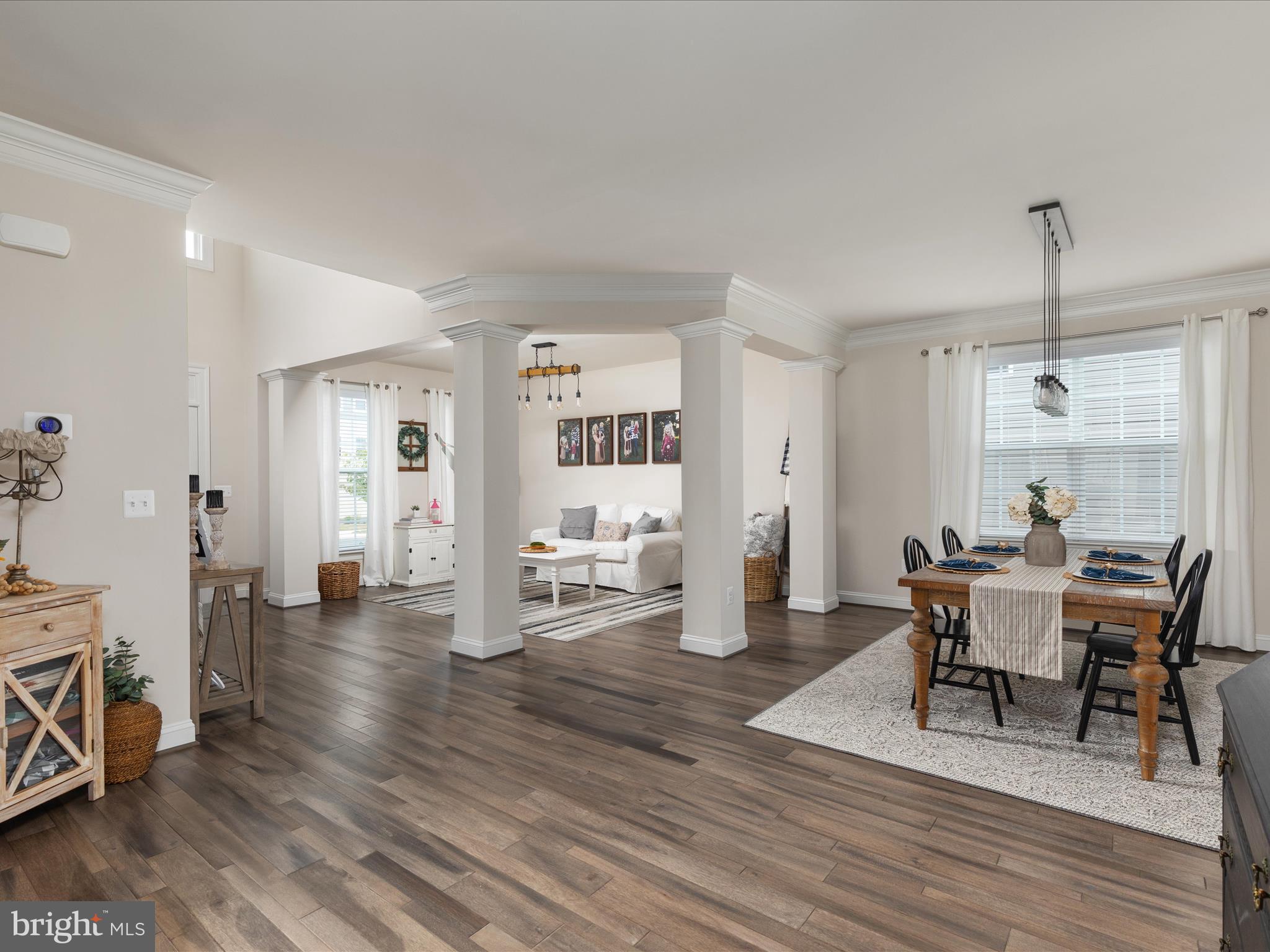 205 Parkland Dr