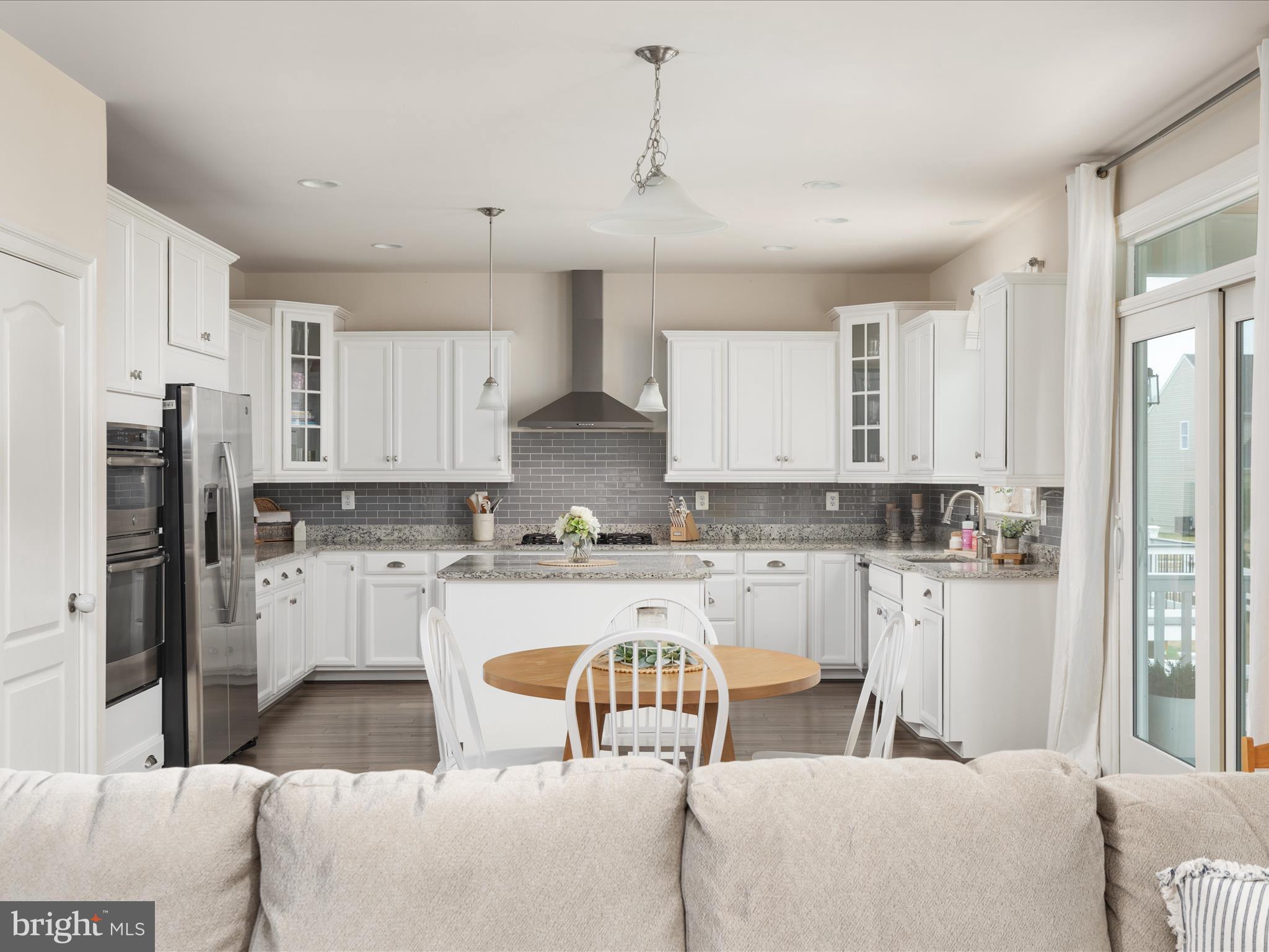 205 Parkland Dr