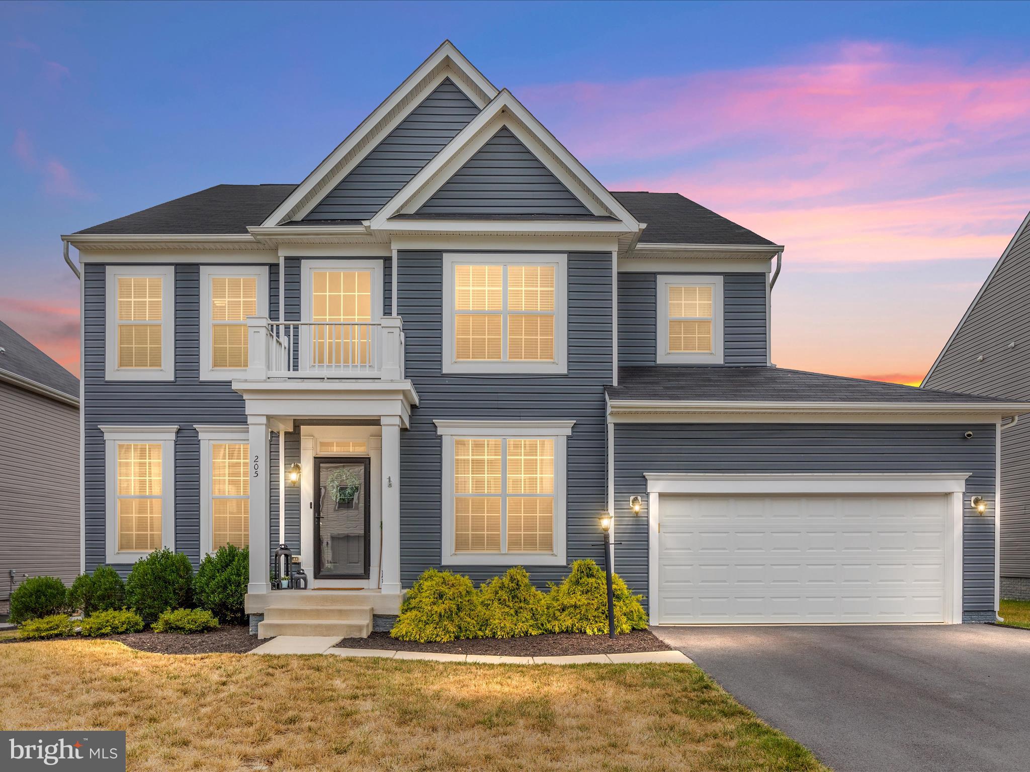 205 Parkland Dr